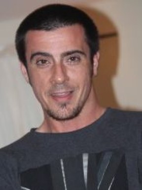 American men looking for love