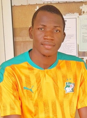 <span>Seguenan Sylvain, 24</span> <span style='width: 25px; height: 16px; float: right; background-image: url(/bitmaps/flags_small/CI.PNG)'> </span><br><span>Abidjan, Кот-дИвуар</span> <input type='button' class='joinbtn' style='float: right' value='JOIN NOW' />