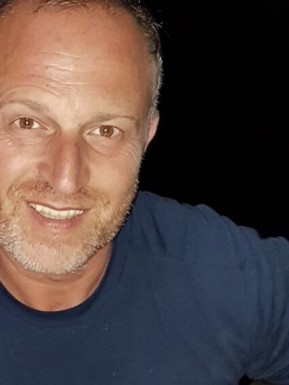 Foreign men for dating