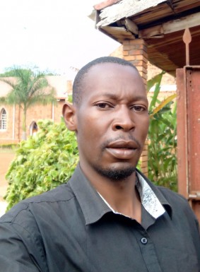 <span>Mike k, 37</span> <span style='width: 25px; height: 16px; float: right; background-image: url(/bitmaps/flags_small/UG.PNG)'> </span><br><span>Mityana, 乌干达</span> <input type='button' class='joinbtn' style='float: right' value='JOIN NOW' />