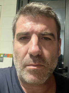 Spanish men looking for love