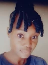 Pauline, 33&nbsp;Jahre