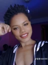 Daphine, 34&nbsp;Jahre