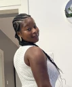 Elizabeth , 32&nbsp;Jahre